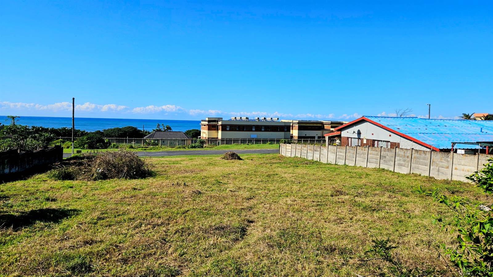 1038 m² Land available in Hibberdene photo number 5