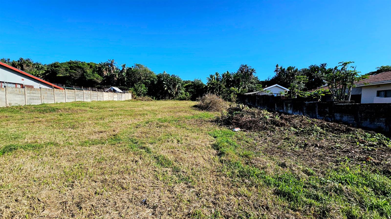 1038 m² Land available in Hibberdene photo number 3