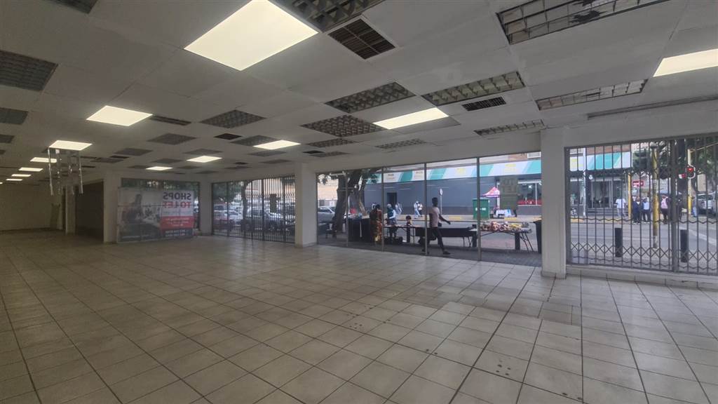 874  m² Commercial space in Pretoria Central photo number 11