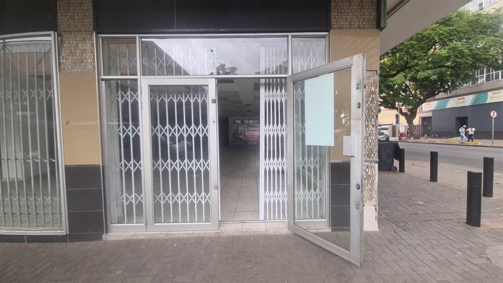 874  m² Commercial space in Pretoria Central photo number 1