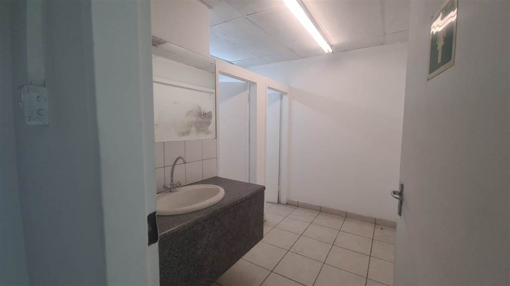 874  m² Commercial space in Pretoria Central photo number 25