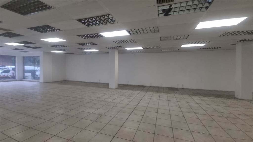 874  m² Commercial space in Pretoria Central photo number 18