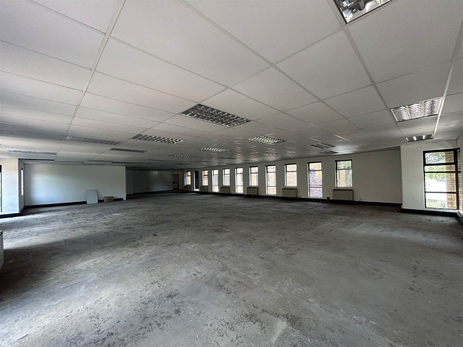 281  m² Office Space in Eastgate photo number 10