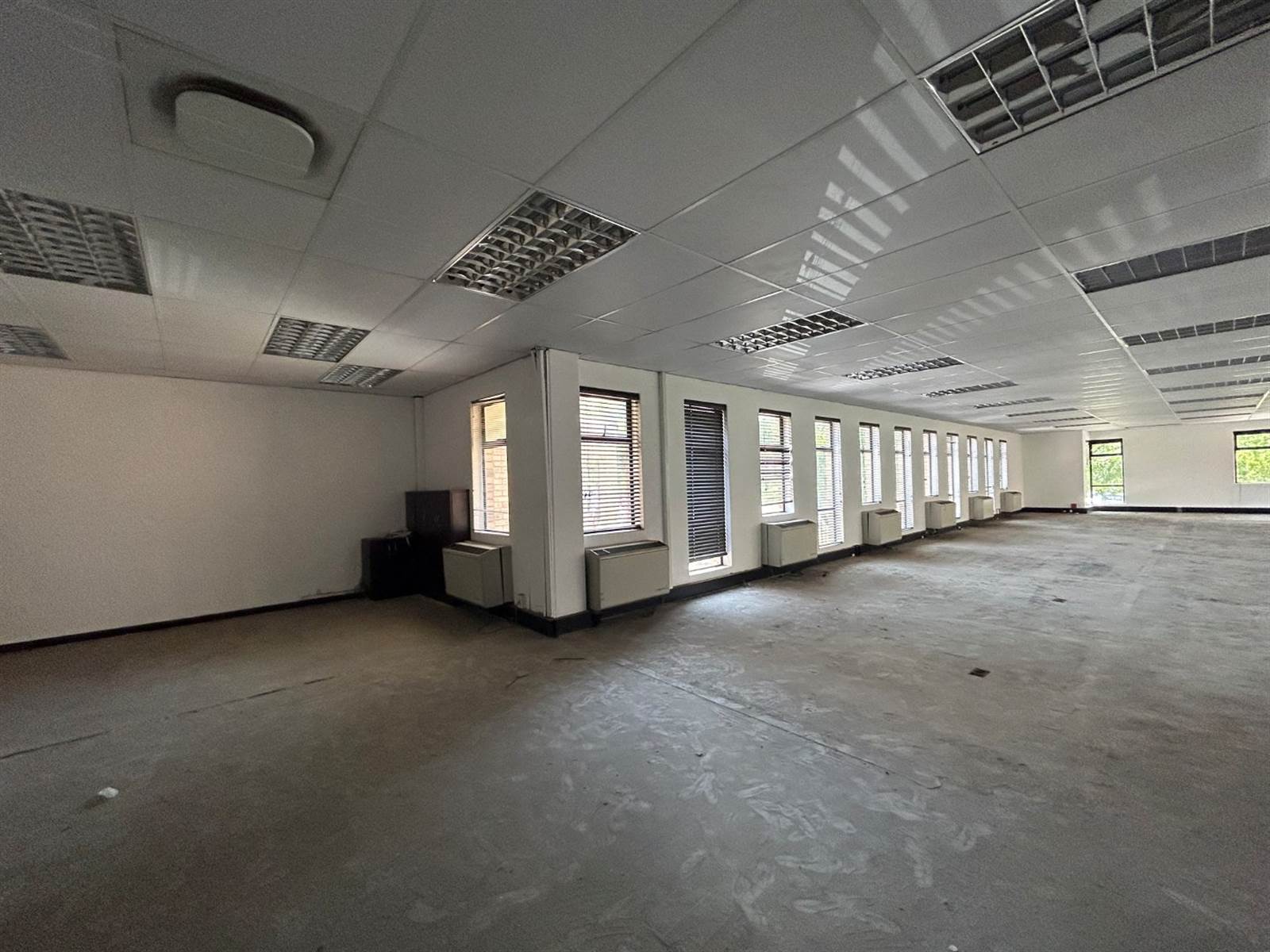 281  m² Office Space in Eastgate photo number 6