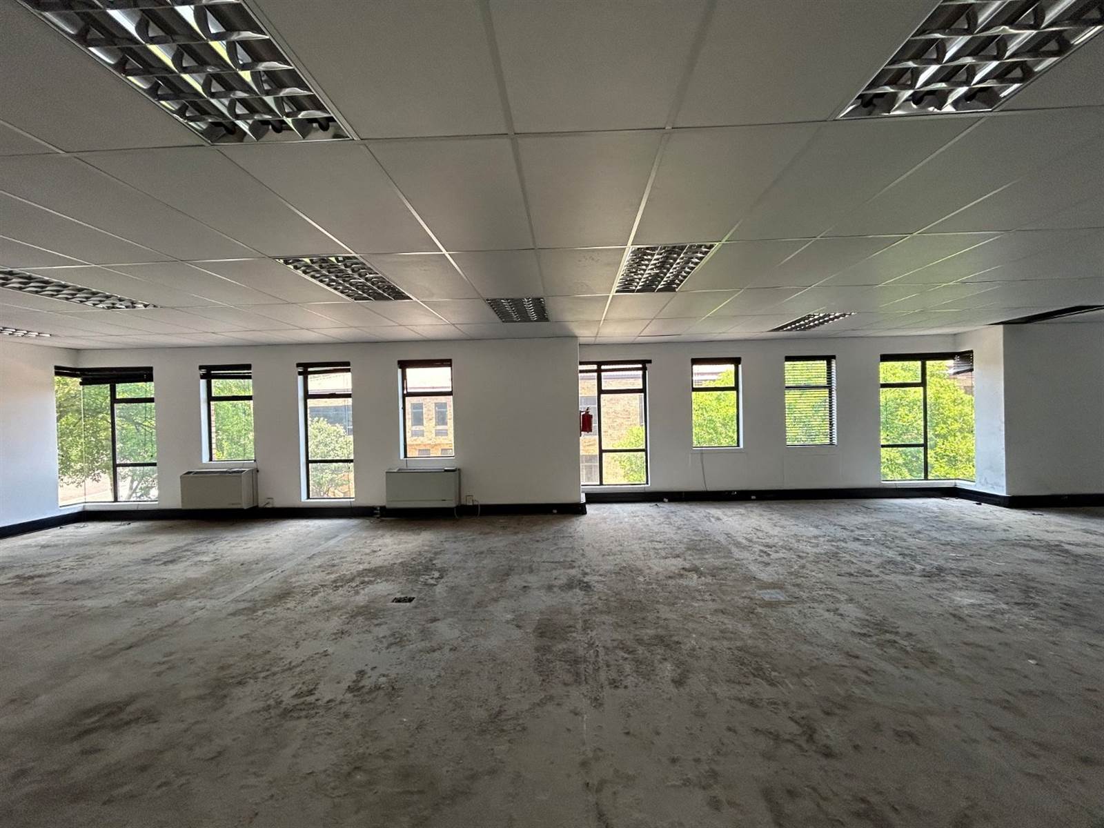 281  m² Office Space in Eastgate photo number 9