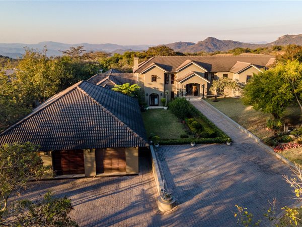 6 Bedroom House 6 Bedroom House