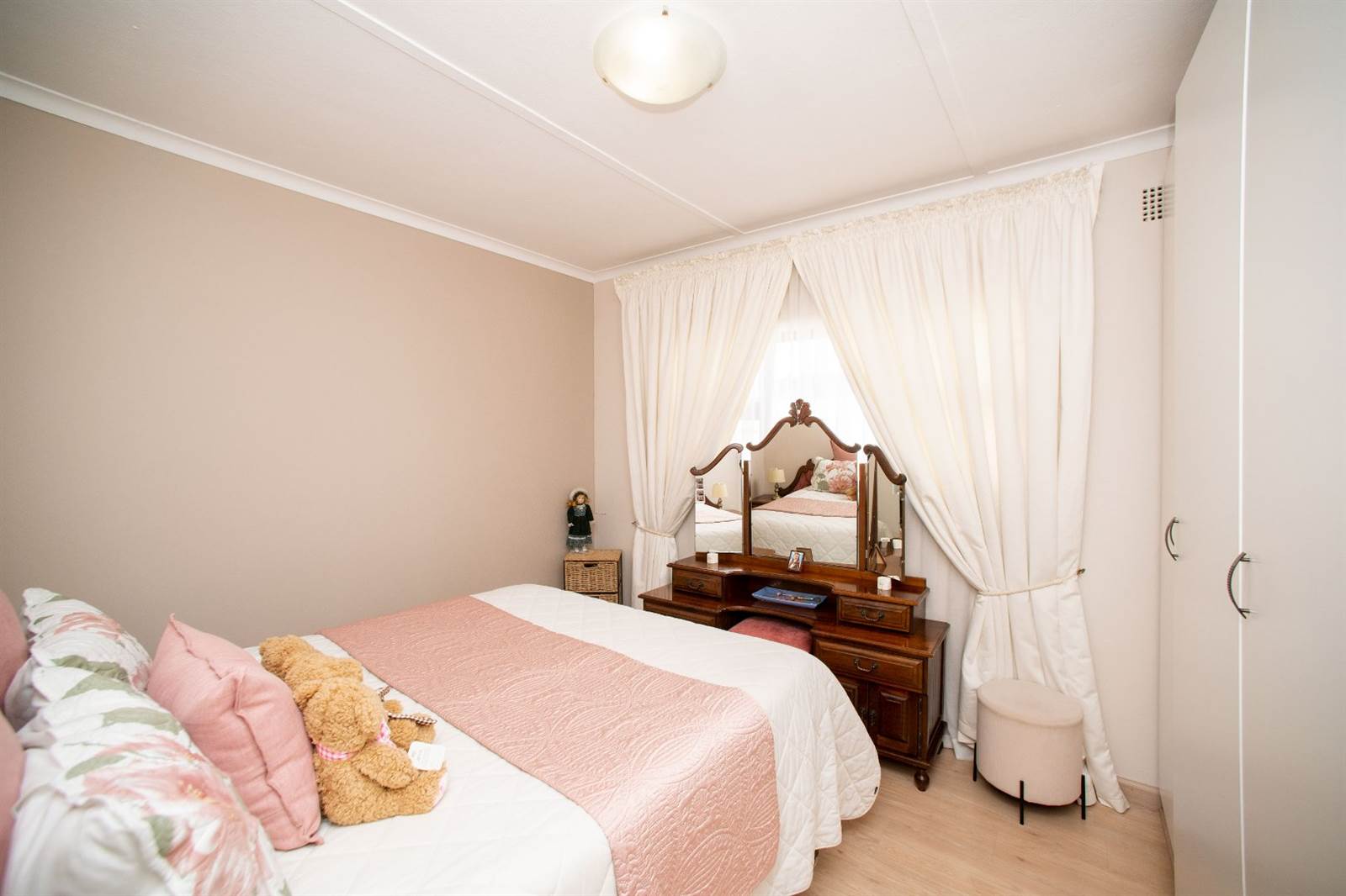5 Bed House in Impala Park photo number 24