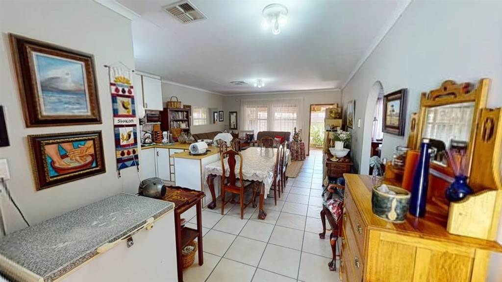 2 Bed Townhouse in Blydeville photo number 15