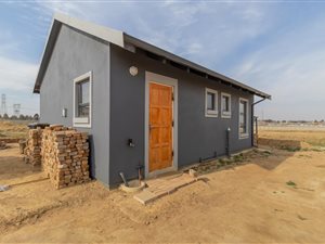 3 Bed House in Dersley