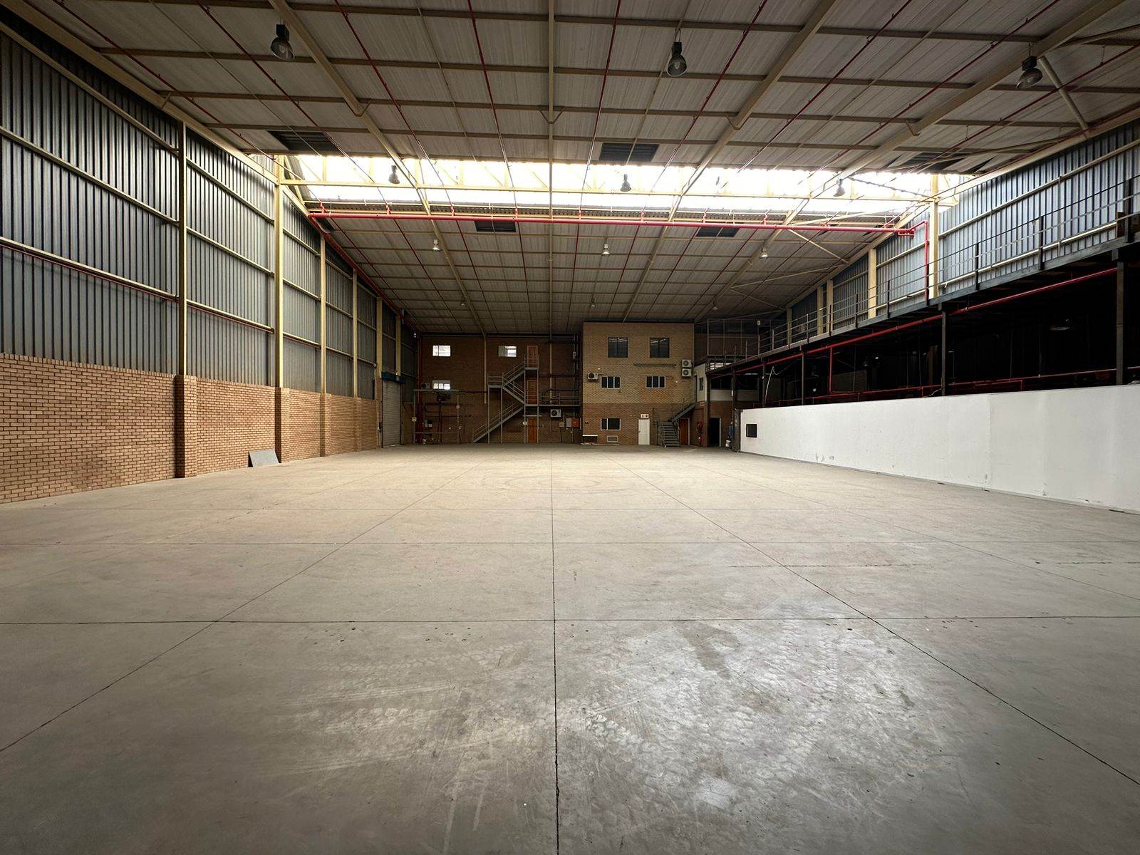 3829  m² Industrial space in Laser Park photo number 3