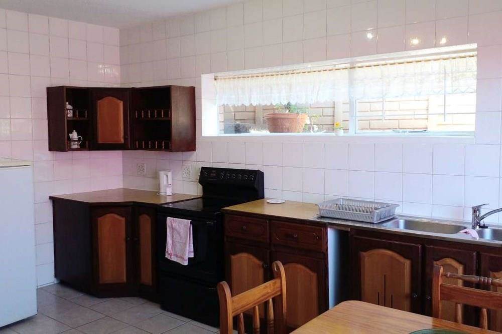4 Bed House in Cresta photo number 22