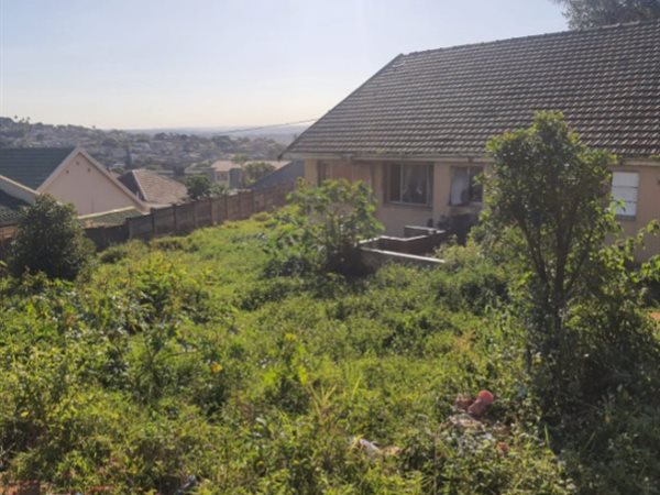 1 144 m² Land