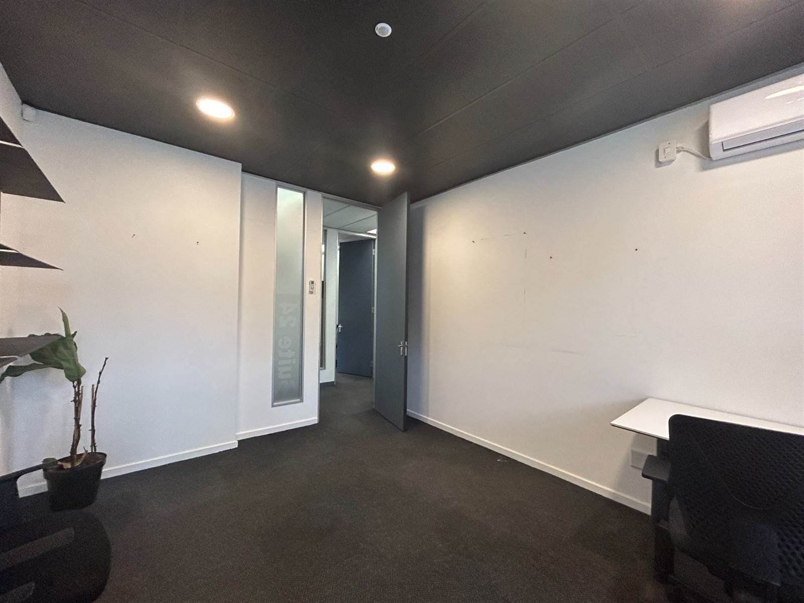 24  m² Office Space in Dunkeld West photo number 5