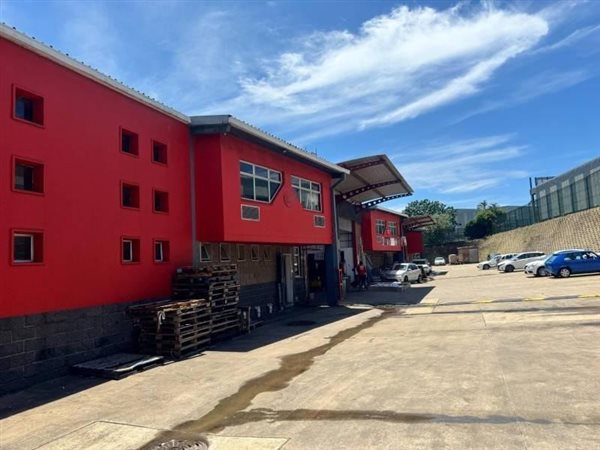 32505  m² Industrial space in Mt Edgecombe
