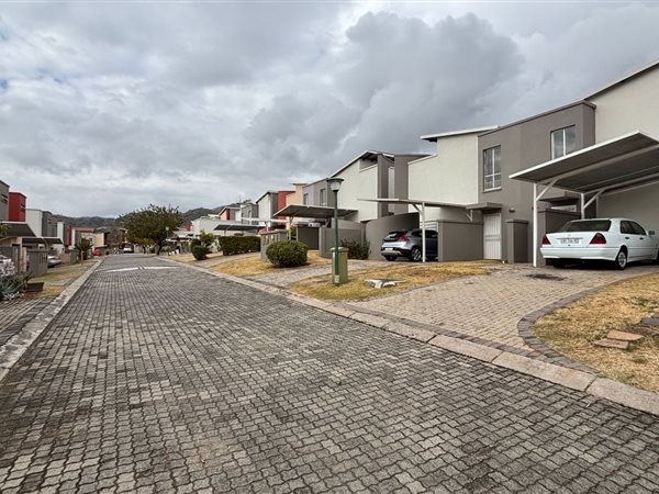 2 Bedroom House 2 Bedroom House