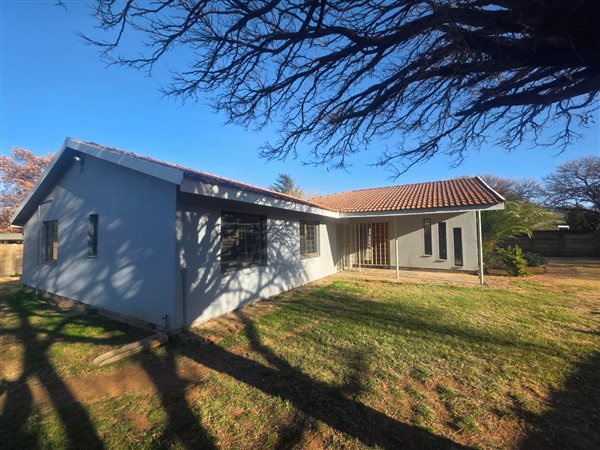 3 Bedroom House 3 Bedroom House