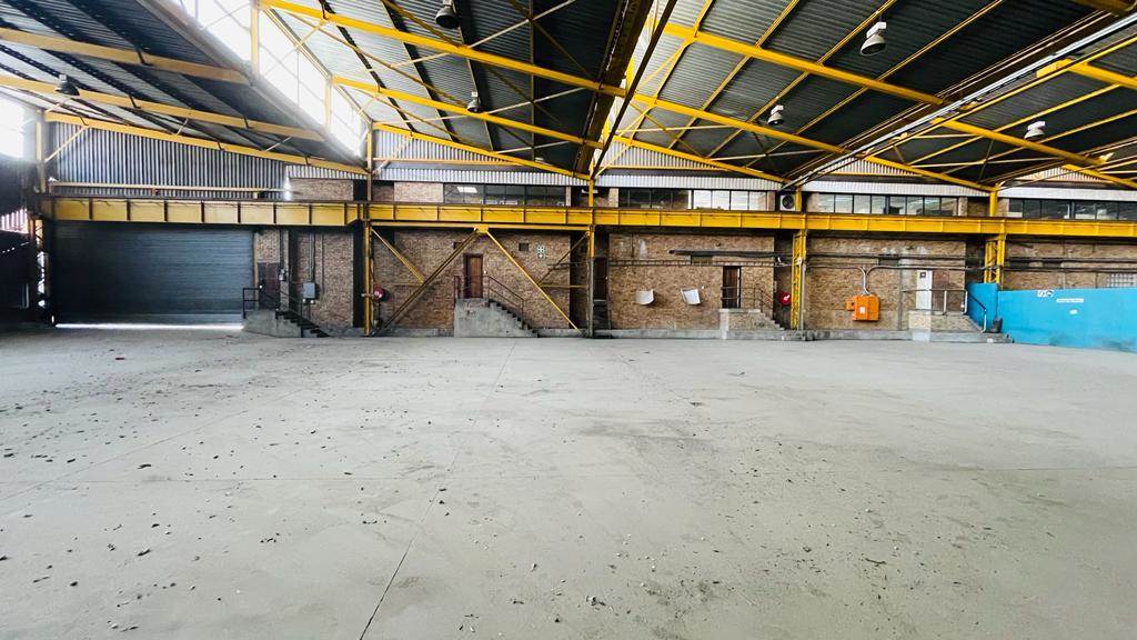 8651  m² Industrial space in Stormill photo number 7