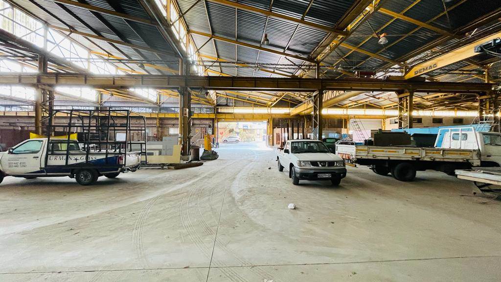 8651  m² Industrial space in Stormill photo number 20