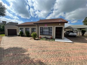 3 Bed House in Arbor Park