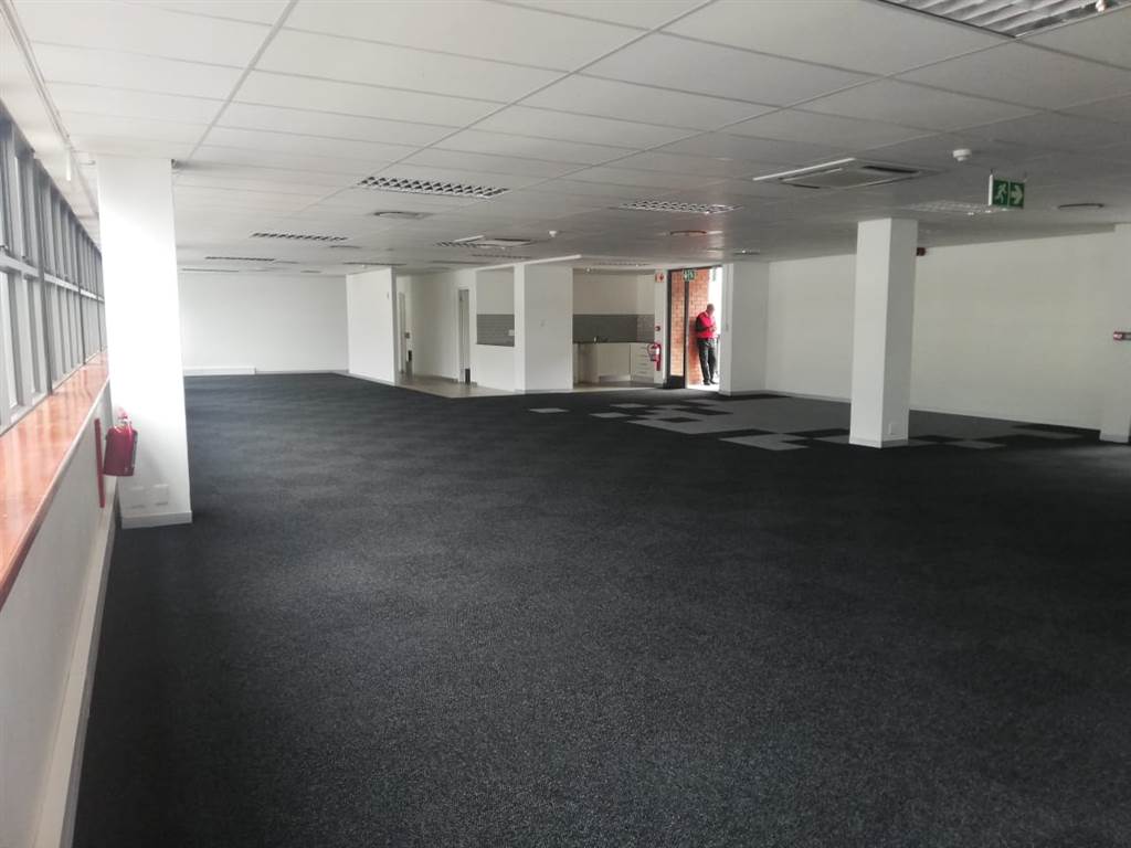 262  m² Office Space in Woodstock photo number 16