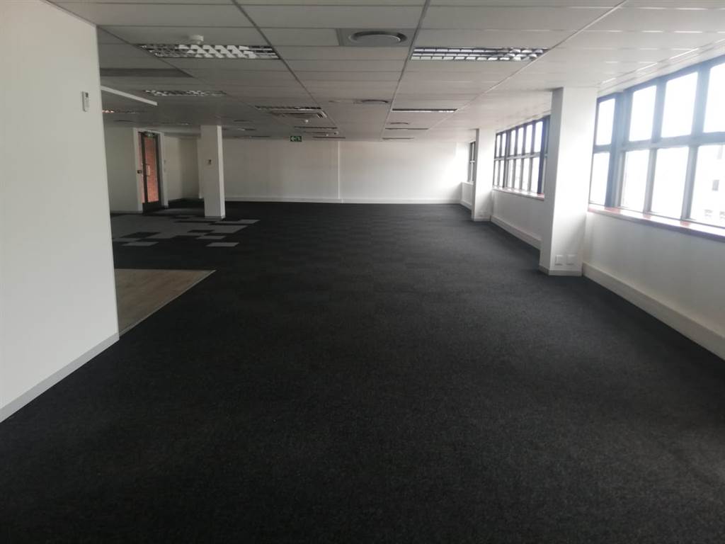 262  m² Office Space in Woodstock photo number 9