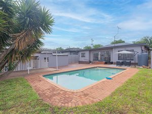 4 Bed House in Sunnyridge
