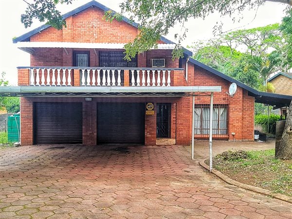 4 Bedroom House 4 Bedroom House