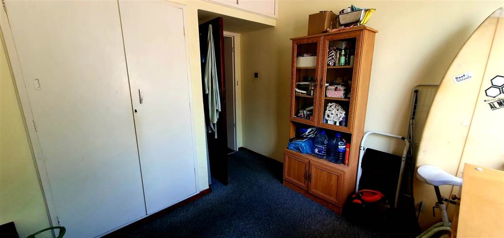 2 Bed Apartment in Muizenberg photo number 25