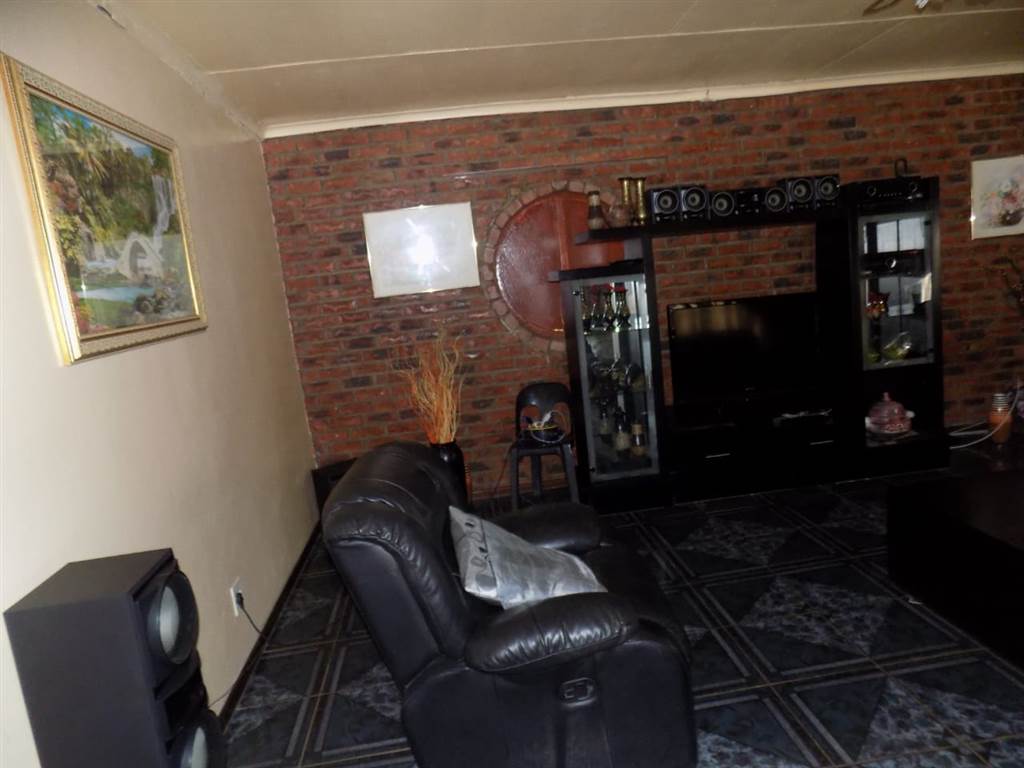 3 Bed House in Penina Park photo number 16