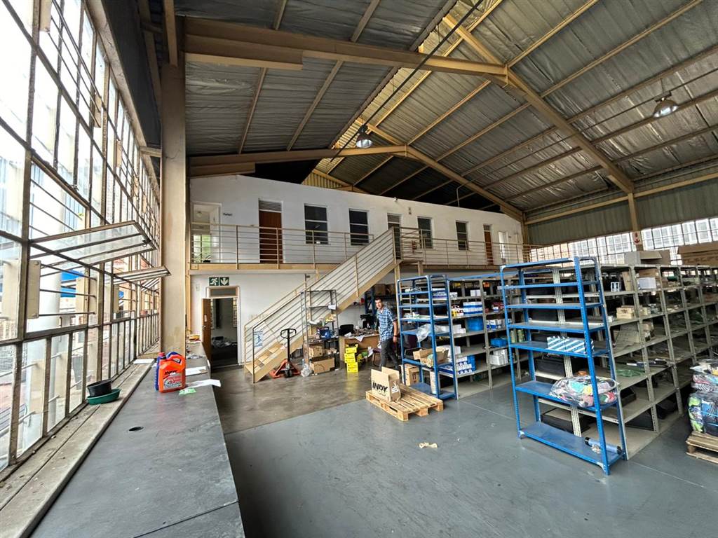 2530  m² Industrial space in Chloorkop photo number 15