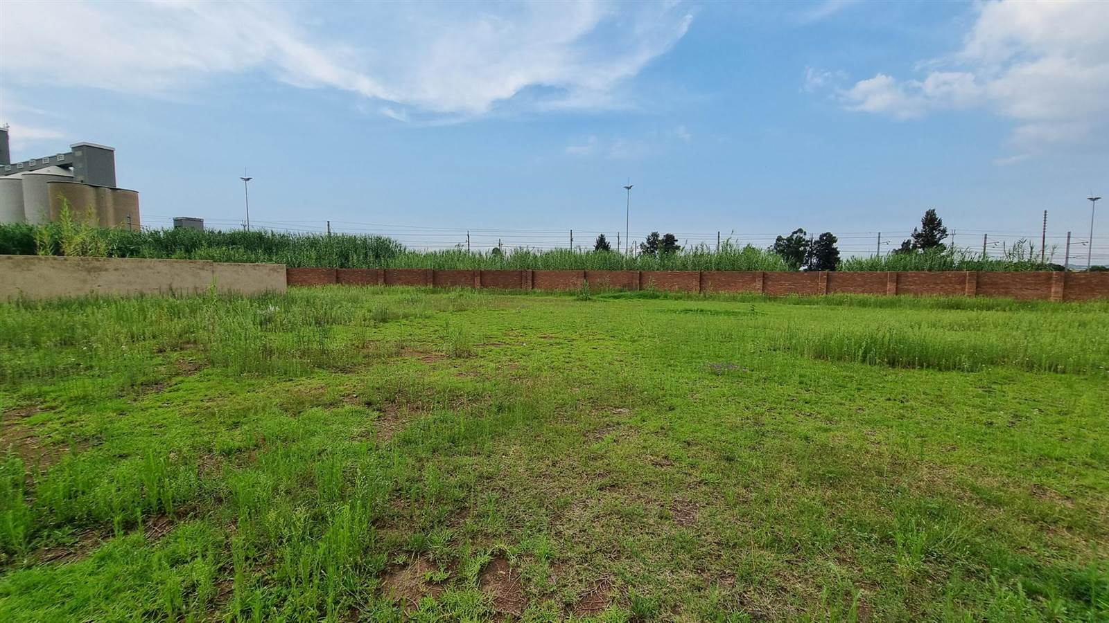 5433 m² Land available in Middelburg South photo number 2
