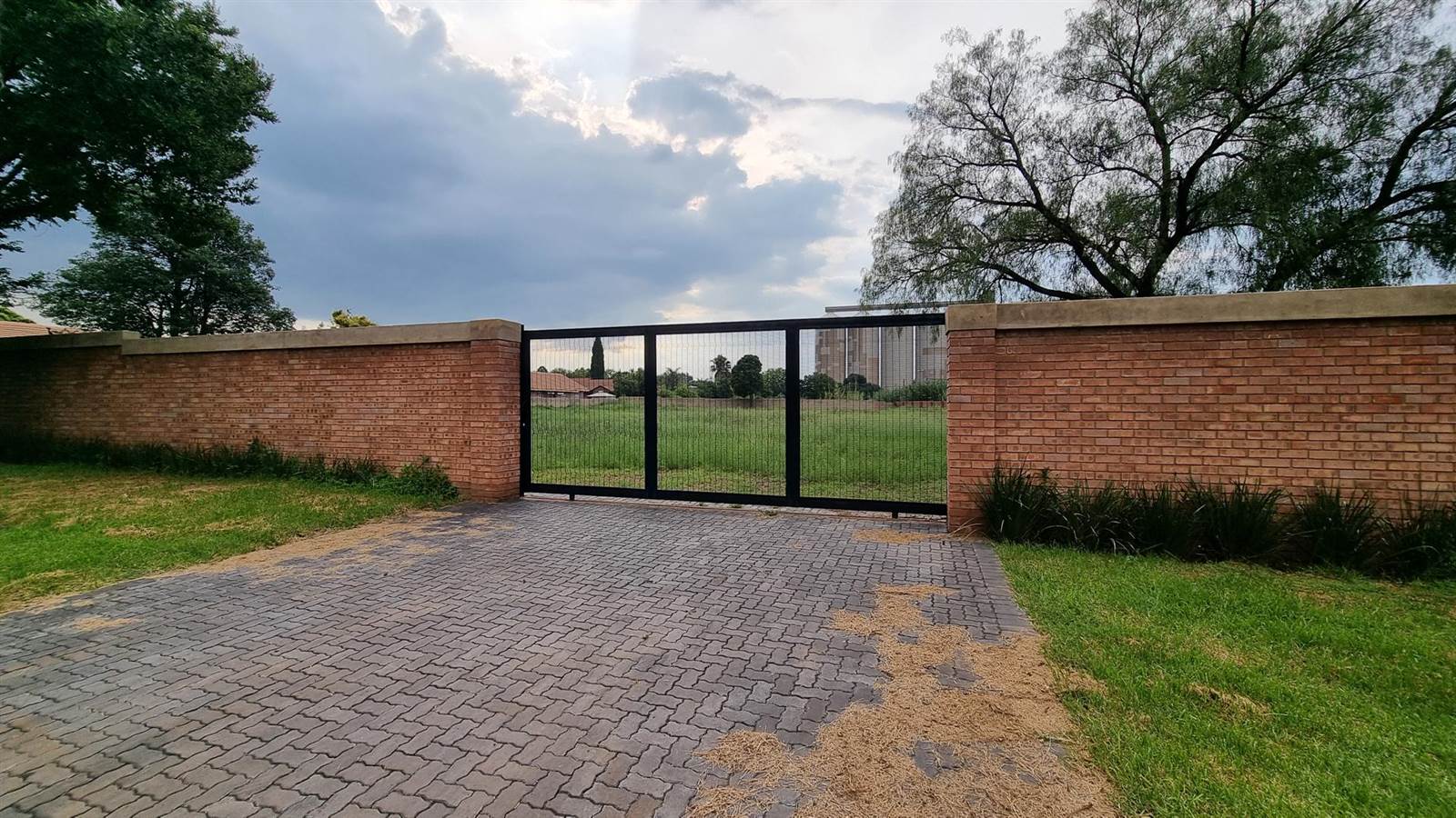 5433 m² Land available in Middelburg South photo number 16