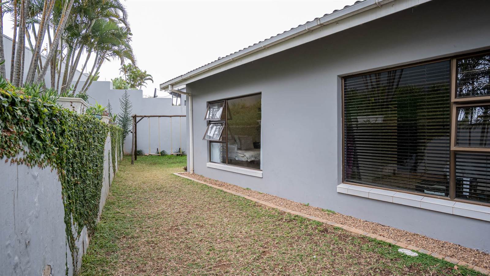 3 Bed Townhouse in La Lucia photo number 30