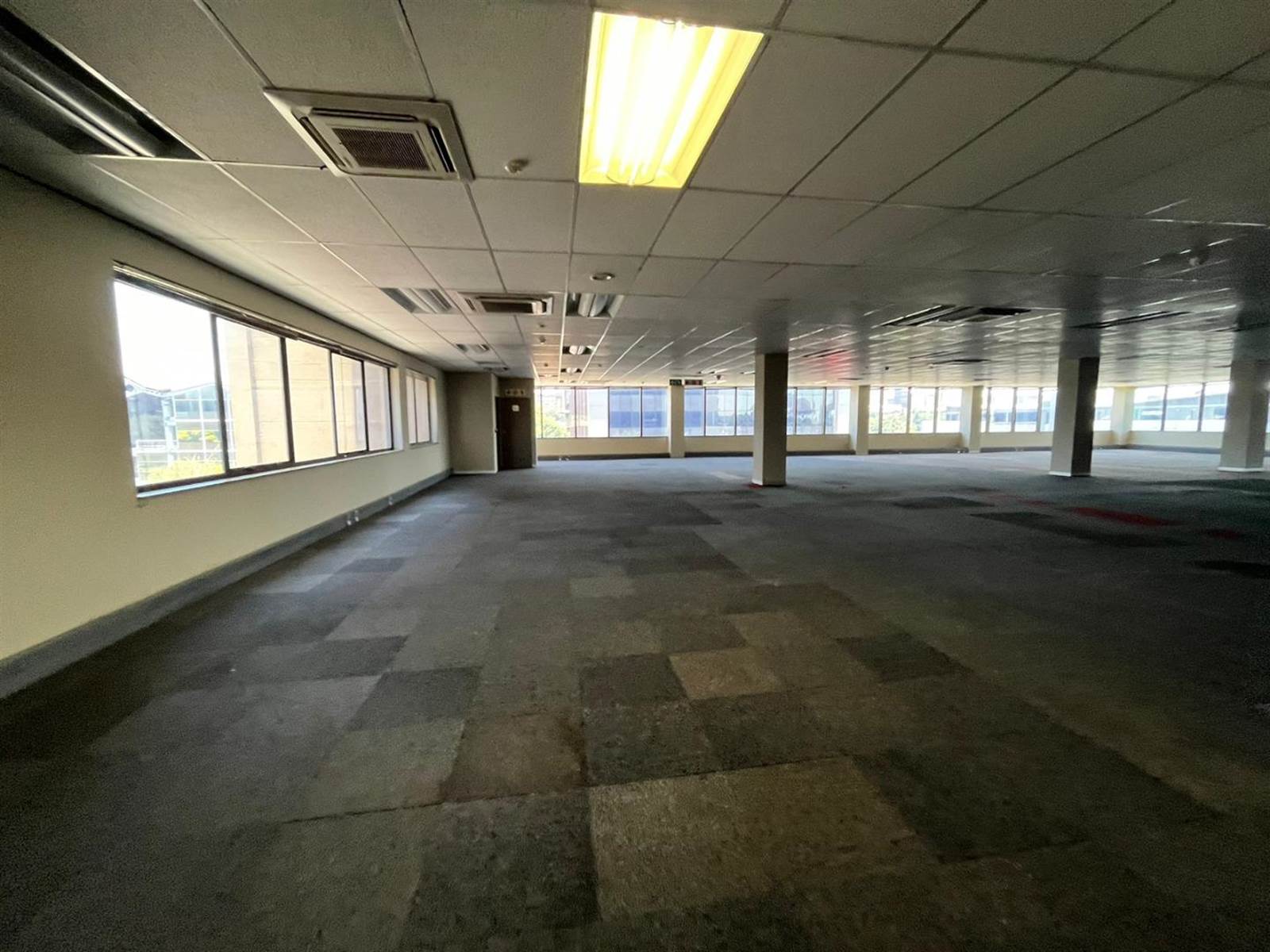 2437  m² Commercial space in Parktown photo number 6