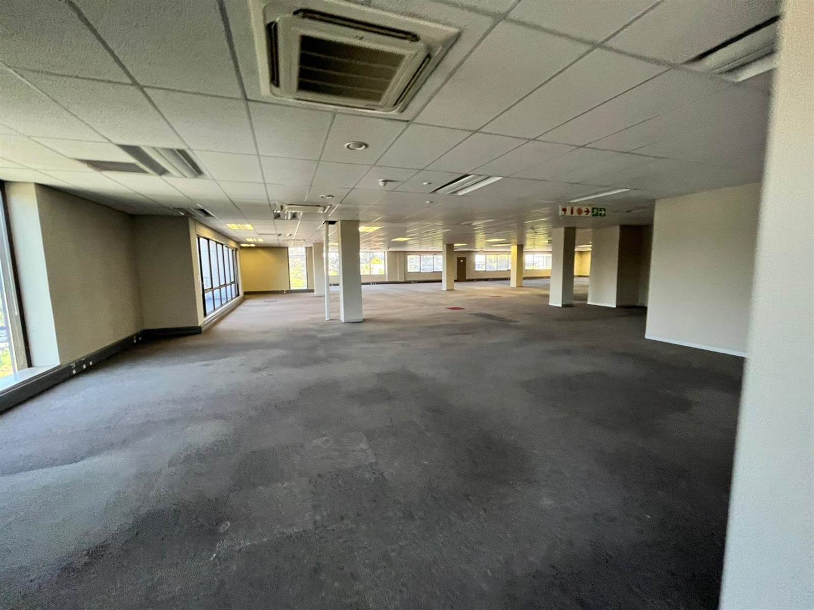 2437  m² Commercial space in Parktown photo number 9