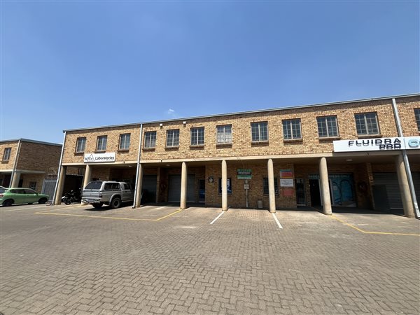 255  m² Industrial space