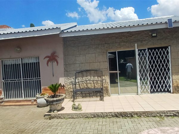4 Bed House in Meyerville