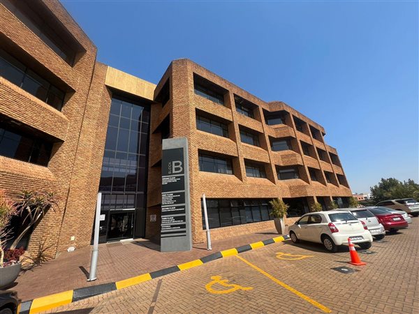 289  m² Commercial space