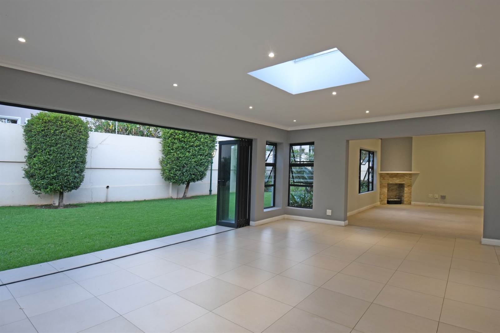 4 Bed House in Bryanston photo number 20
