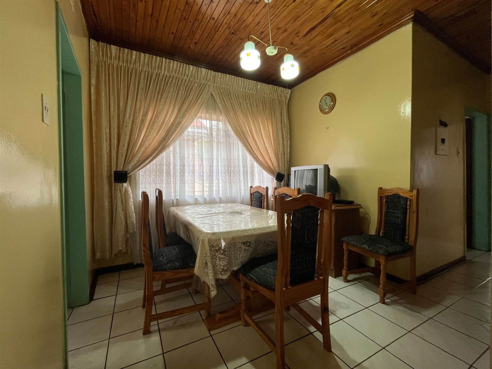 3 Bed House in Sebokeng Zone 14 photo number 5