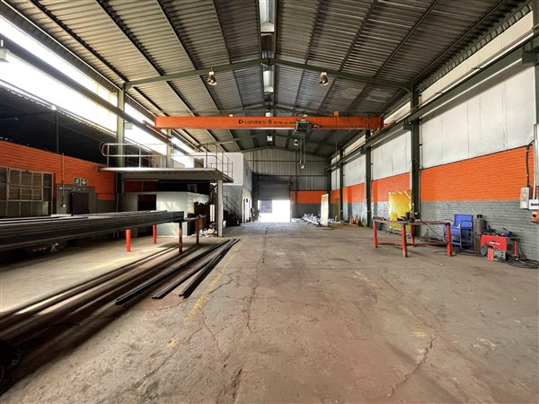 470  m² Industrial space in Driehoek
