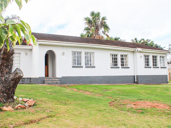 4 Bed House in Vanes Estate