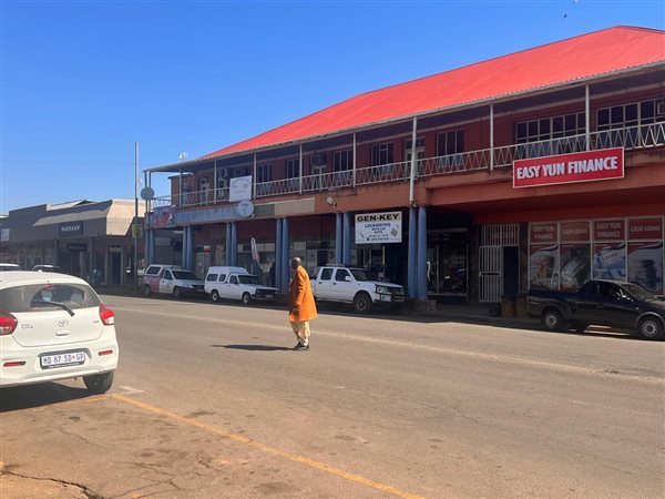 664 m² Commercial space 664 m² Commercial space