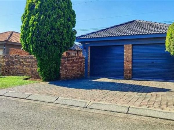 3 Bedroom House 3 Bedroom House