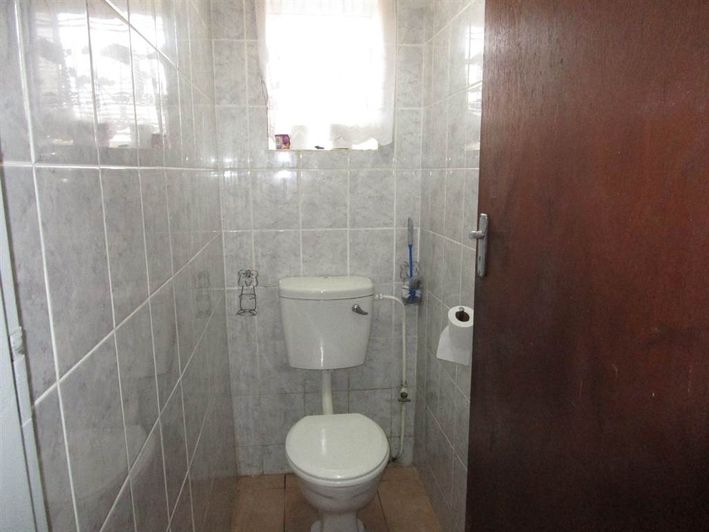 3 Bed House in Athlone photo number 8