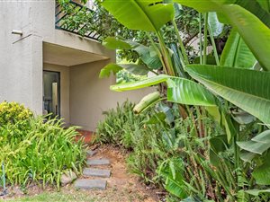 Studio apartment in Bryanston West