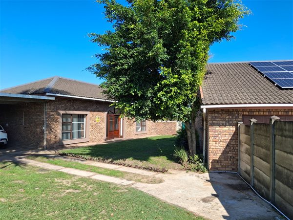 2 Bedroom House