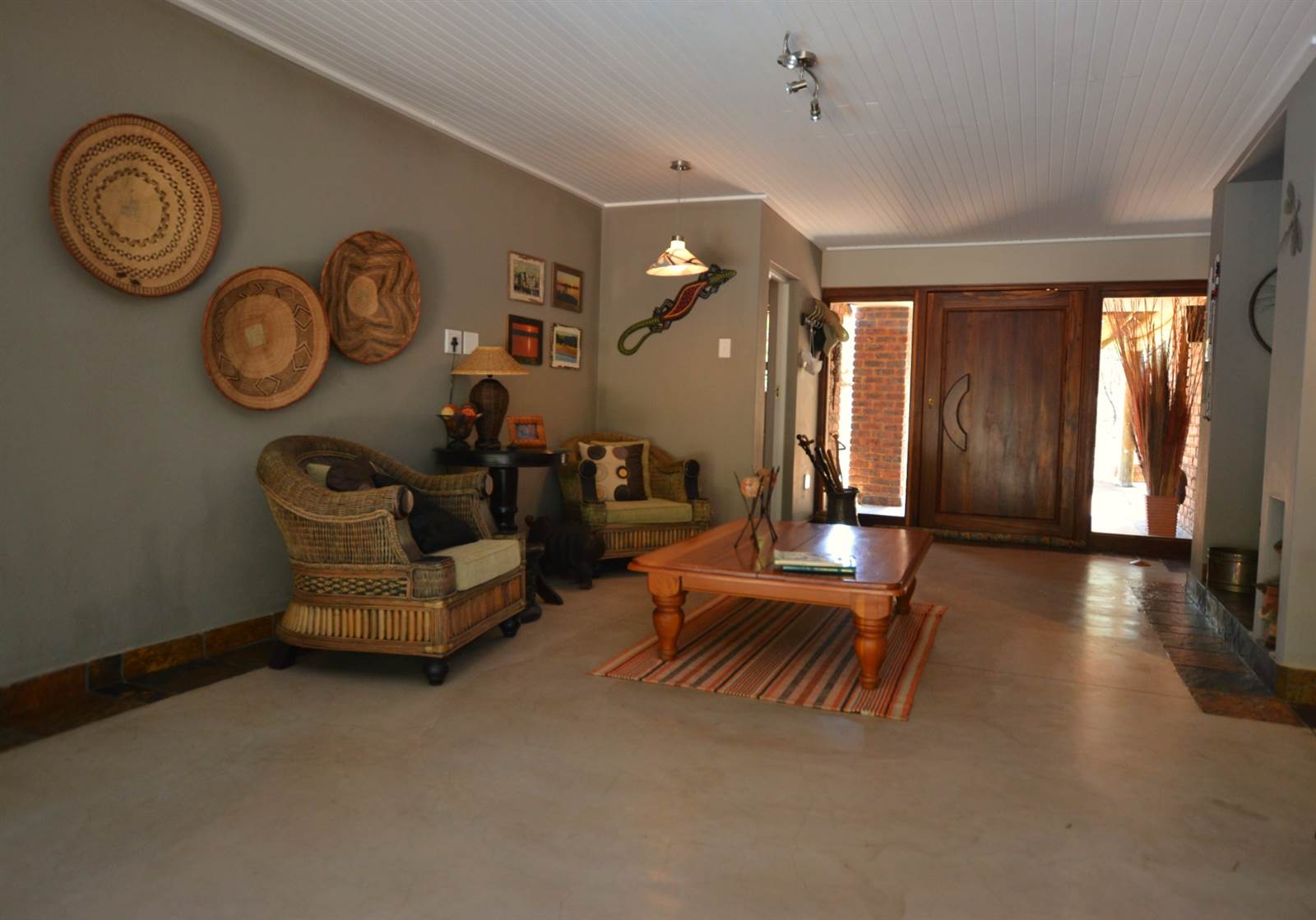 4 Bed House in Vaalkop Dam photo number 15