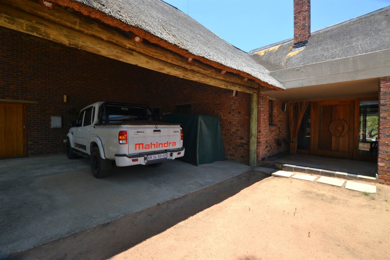 4 Bed House in Vaalkop Dam photo number 4