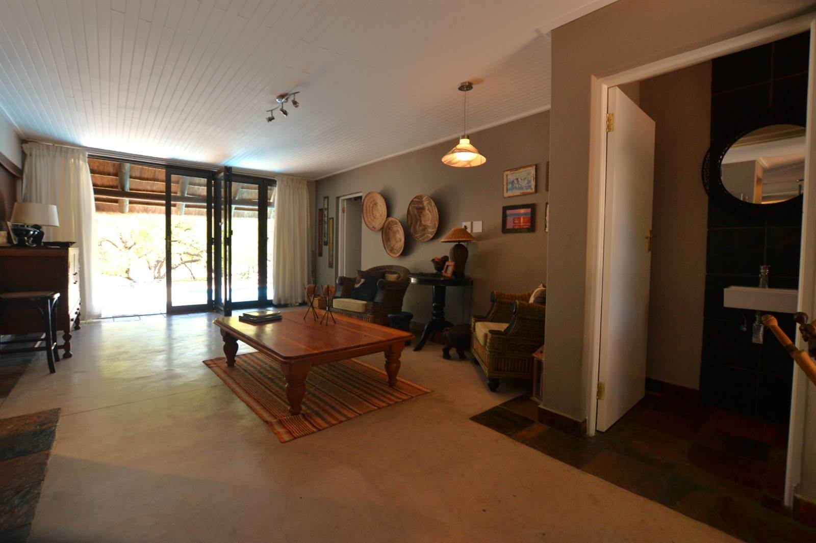 4 Bed House in Vaalkop Dam photo number 16